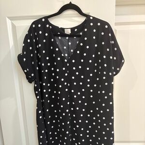 Short sleeve shift dress